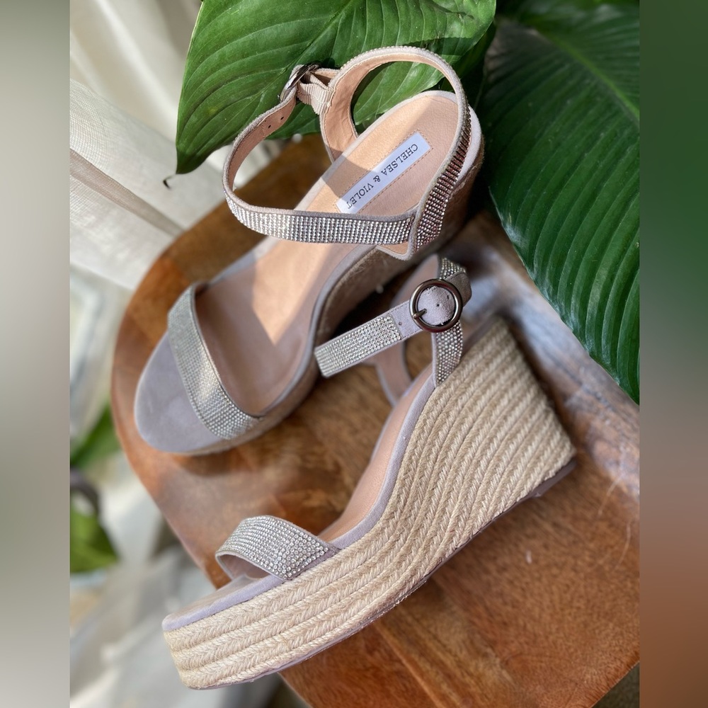 Chelsea & Violet rhinestone platform sandals, size 11